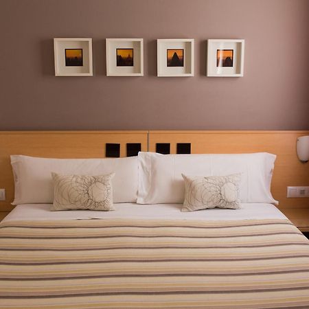 Hostal Albero By Eme Hoteles Sanlúcar la Mayor Exteriér fotografie