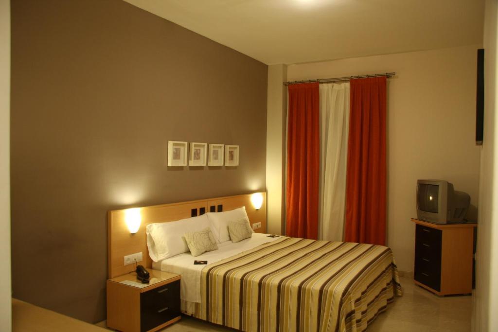 Hostal Albero By Eme Hoteles Sanlúcar la Mayor Exteriér fotografie