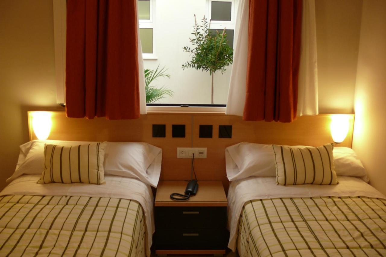 Hostal Albero By Eme Hoteles Sanlúcar la Mayor Exteriér fotografie